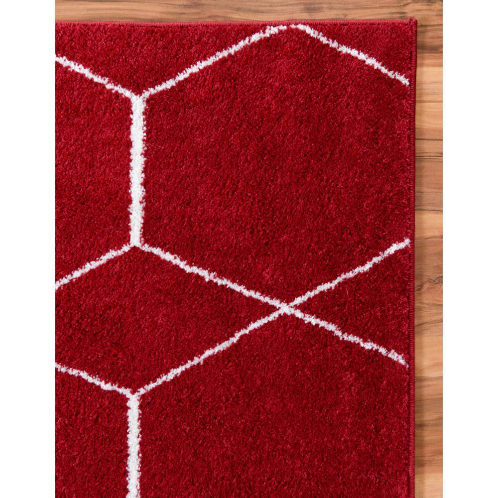 Red Trellis 8' x 10' Synthetic Indoor Area Rug