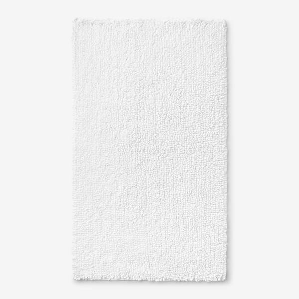 The Company Store Company Cotton Chunky Loop White 17 in. x 24 in. Bath Rug