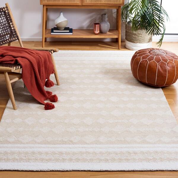 Capri 6 ft. x 9 ft. Ivory/Beige Border Diamond Area Rug