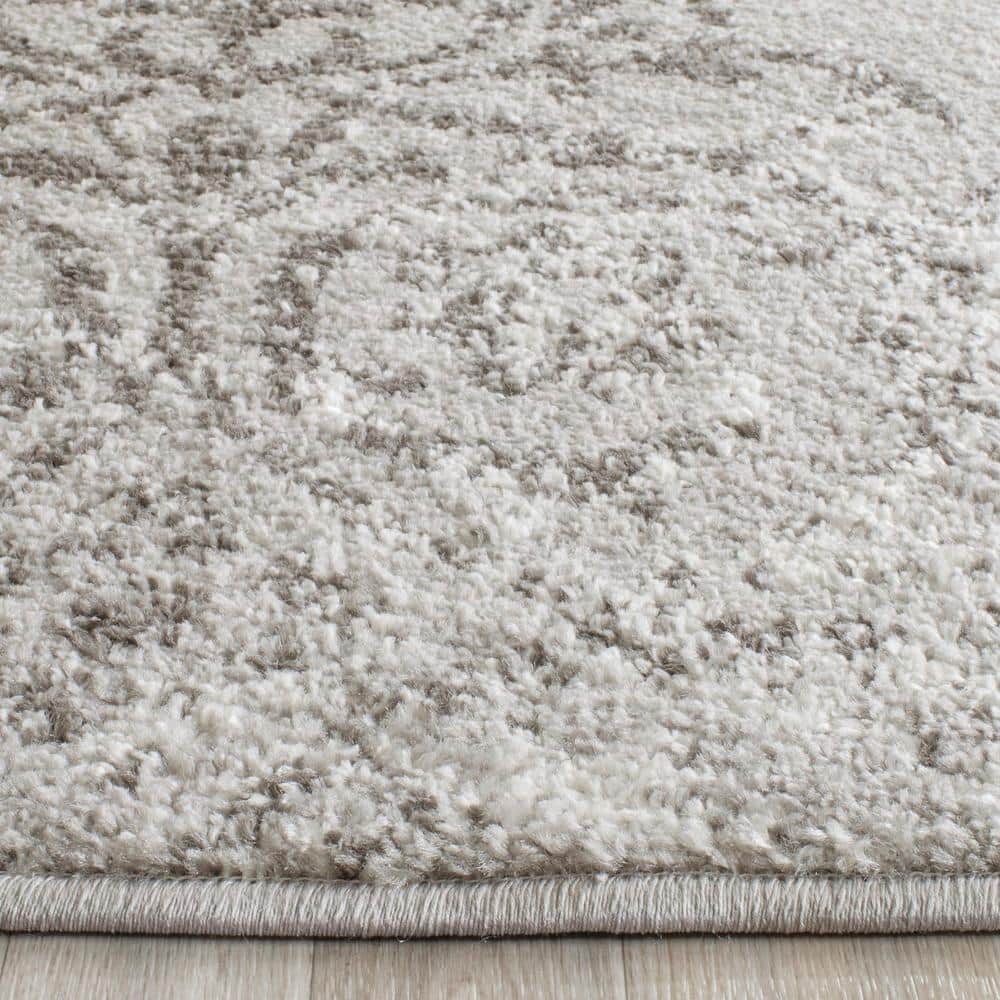 Silver Ivory 9' Square Reversible Synthetic Area Rug