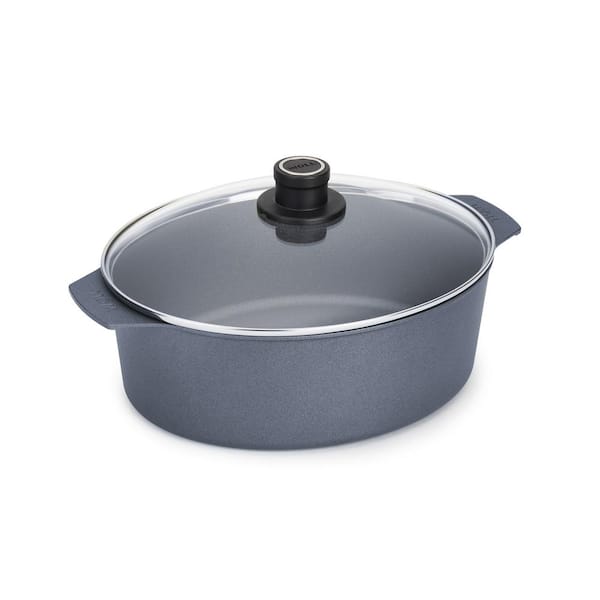 Woll 6.3 Qt. Non-Stick Covered Oval Roaster in Cast Aluminum