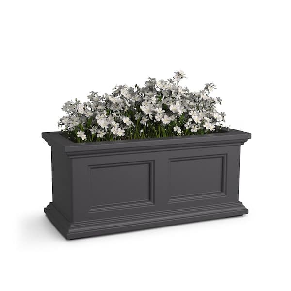 Mayne Fairfield 24 in x 11 in. Self-Watering Graphite Grey Plastic Polyethylene Window Box