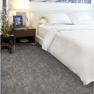 Ferndale - Armour - Gray 13.2 ft. 44 oz. Polyester Pattern Installed Carpet