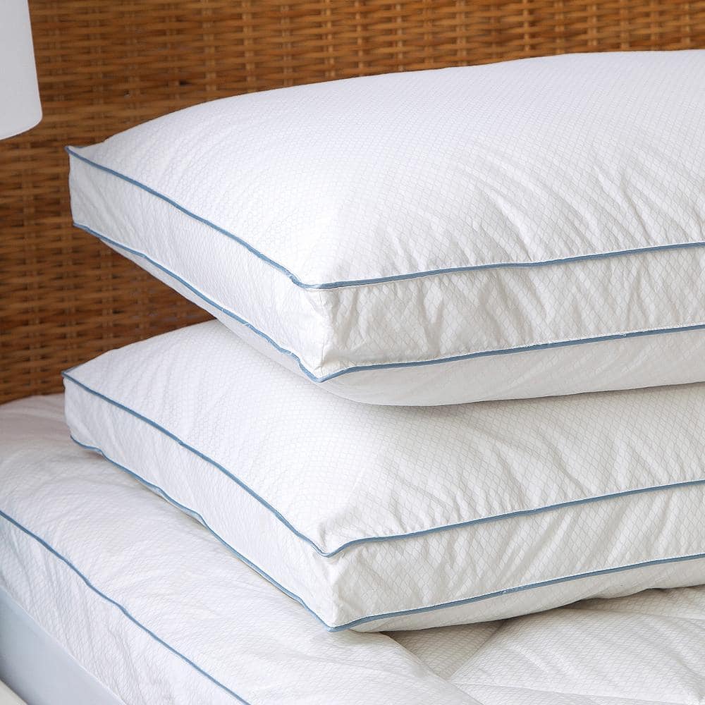 King Size White Cooling Gusseted Polyester Pillow