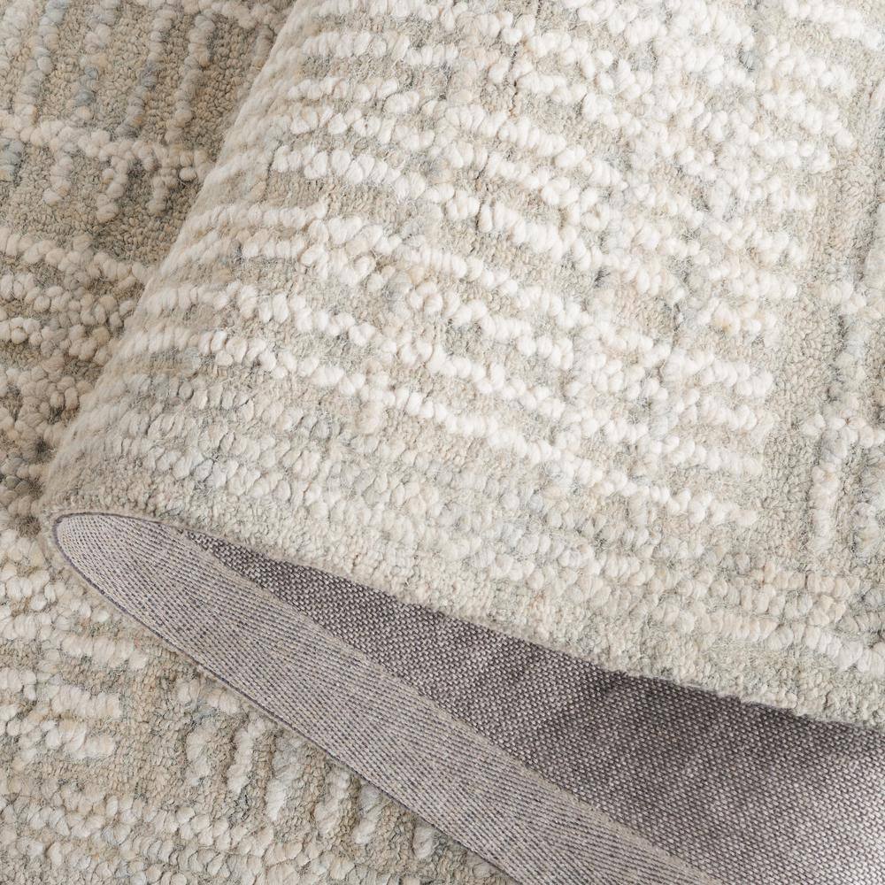 Grey and Ivory Abstract Handmade Wool Tufted 4' x 6' Rug
