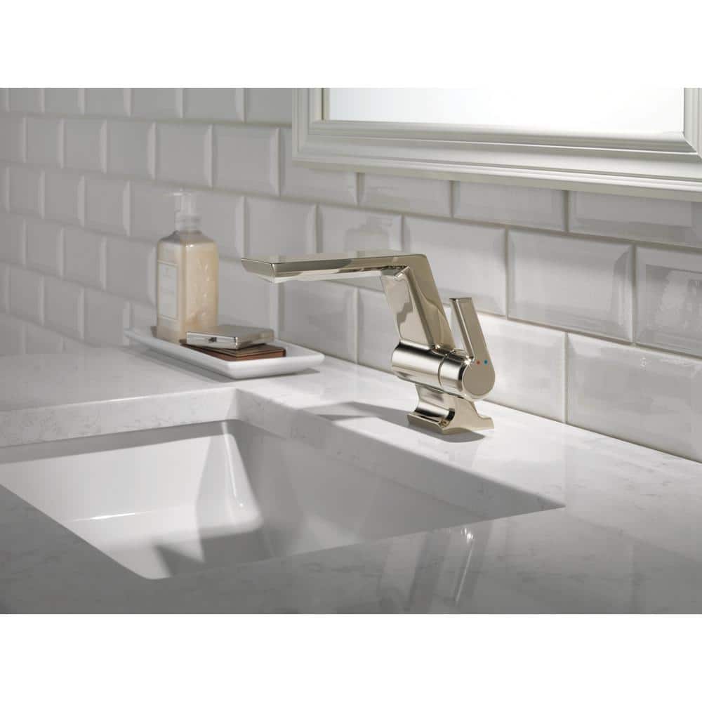 Modern Pivotal Single Hole Nickel Bathroom Faucet with Ceramic Disc
