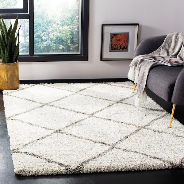 Hudson Shag Ivory/Gray 6 ft. x 9 ft. Geometric Diamonds Area Rug