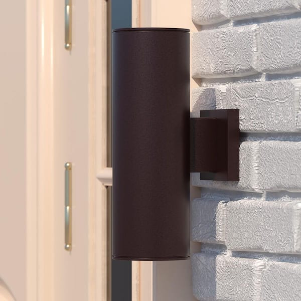 VAXCEL Chiasso Aluminum 2-Light Bronze Contemporary Outdoor Cylinder Wall Light Sconce