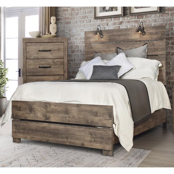 NEW CLASSIC HOME FURNISHINGS New Classic Furniture Misty Lodge Gray Wood Frame King Panel Bed
