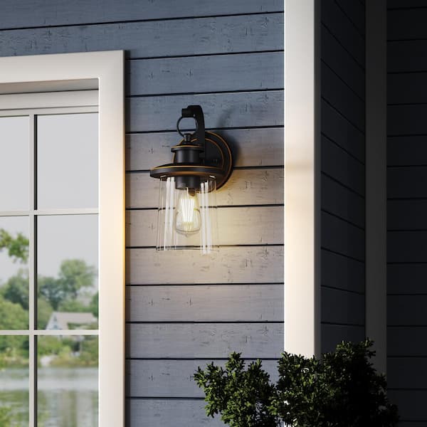 1- Light Oil Rubbed Bronze Outdoor Wall Lantern Sconce