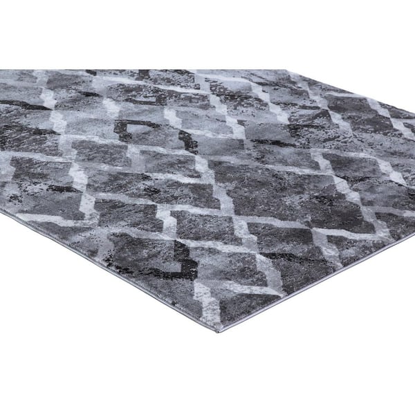 Craft Gray 5 ft x 7 ft Diamond Links Indoor Area Rug
