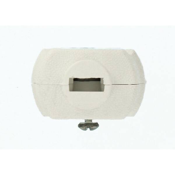 thumbnail image 2 of Leviton 101-EP 15-Amp 125-Volt Straight Blade Plug – Residential Grade 2 of 6
