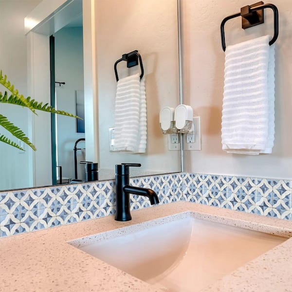 Blue and White R147 4 in. x 4 in. Vinyl Peel and Stick Tile (24 Tiles, 2.67 sq. ft. /Pack)