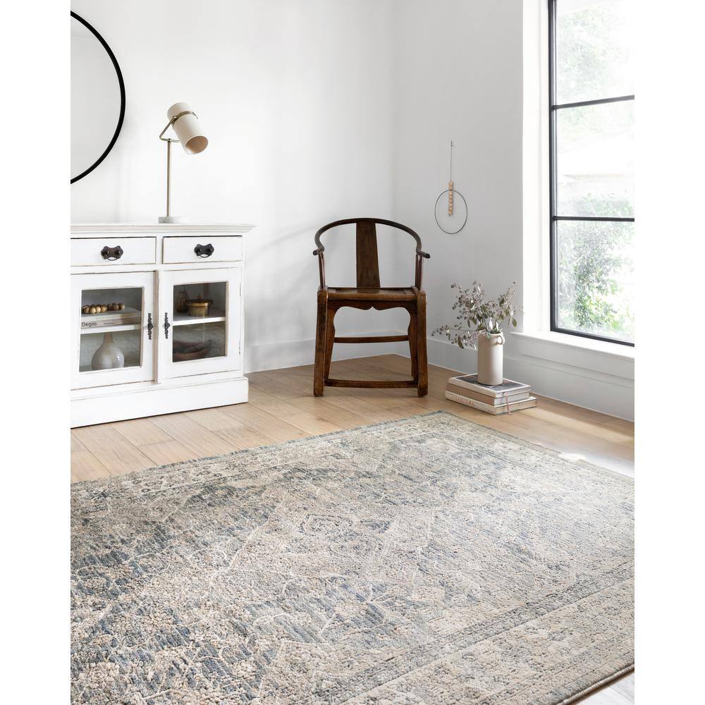 Reversible Oriental Blue Synthetic 32"x48" Stain-Resistant Rug