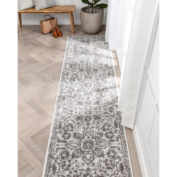 Dazzle Disa Vintage Distressed Oriental Medallion Cream 2 ft. 7 in. x 9 ft. 10 in. Runner Rug