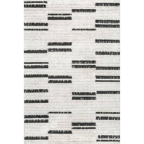 nuLOOM Joyce Contemporary Stripes Soft Shaggy Textured Fringe Beige 6 ft. 7 in. x 9 ft. Area Rug