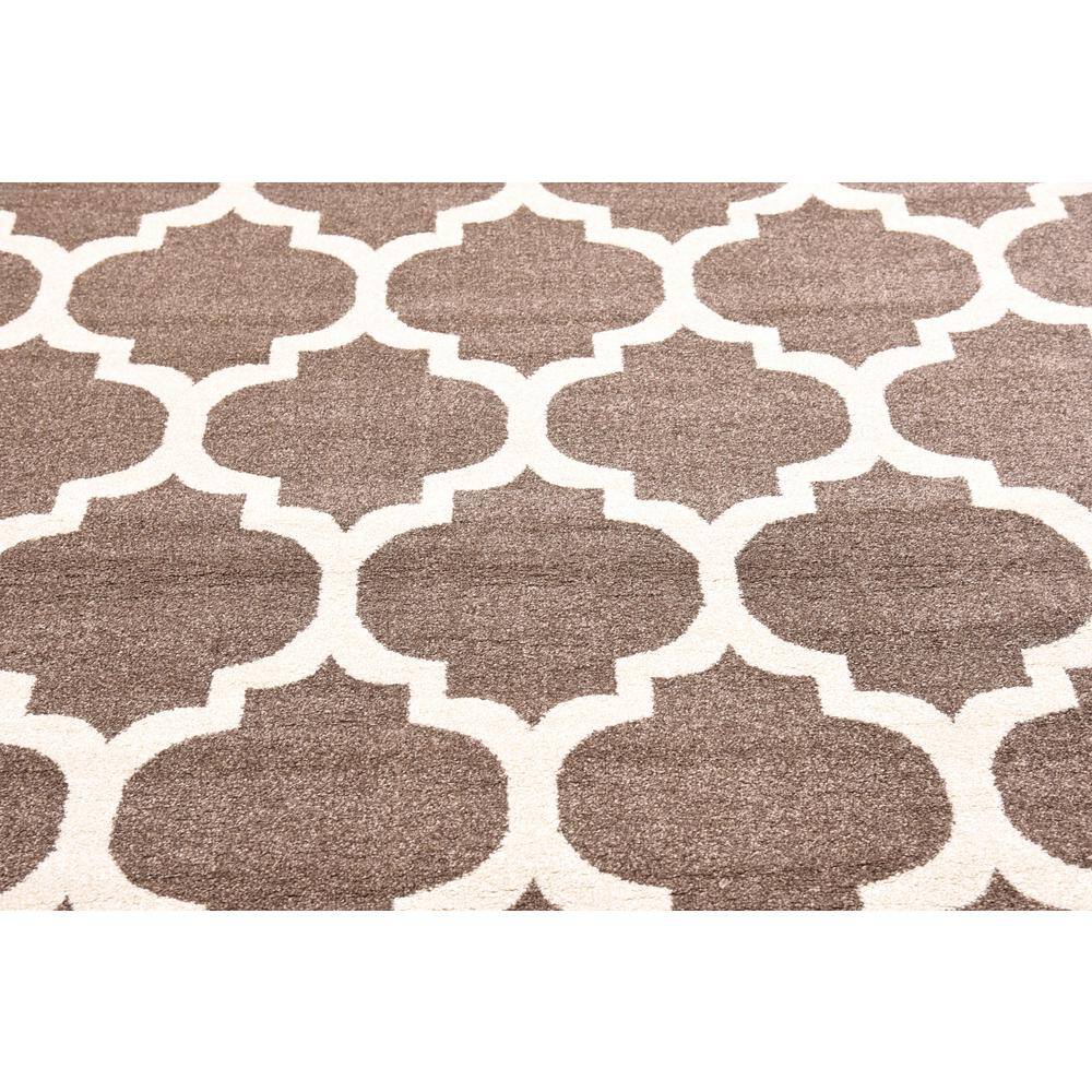 Elegant Brown Trellis 8' x 10' Rectangular Easy-Care Rug