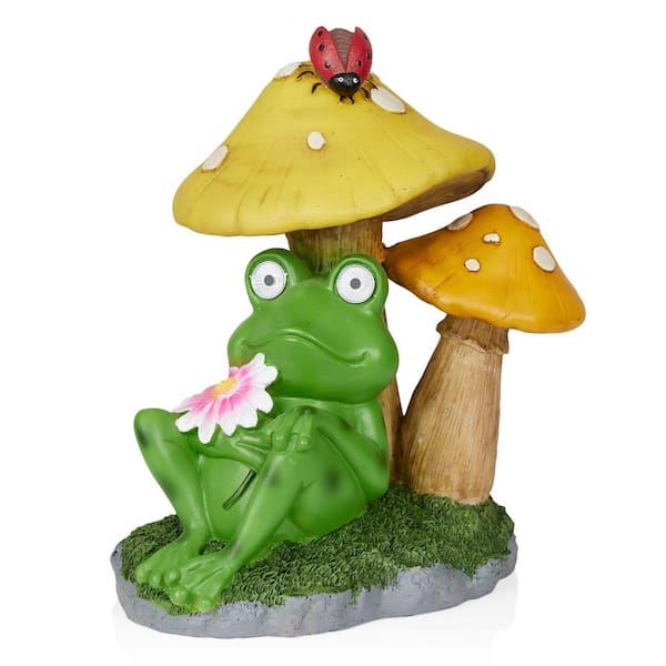 Alpine Corporation 12 in. Tall Solar Frog Relaxing Under Mushroom Statuary Garden Statue