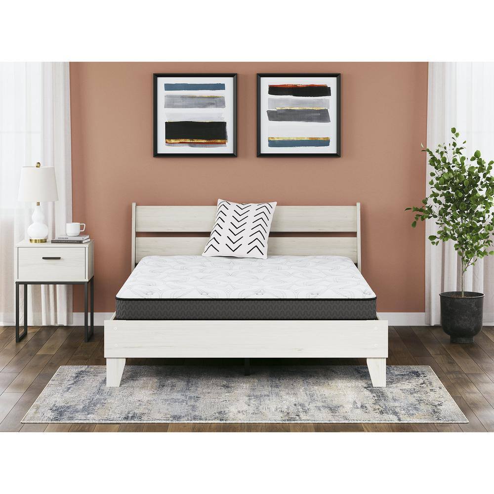 White 8" Queen Innerspring Mattress with Quilted Foam