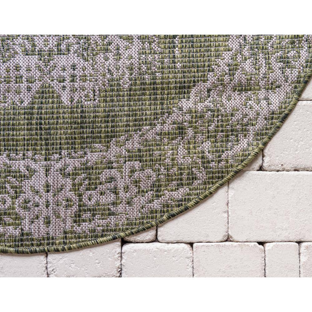 Green Timeworn Easy-Care Synthetic 4' x 6' Outdoor Rug