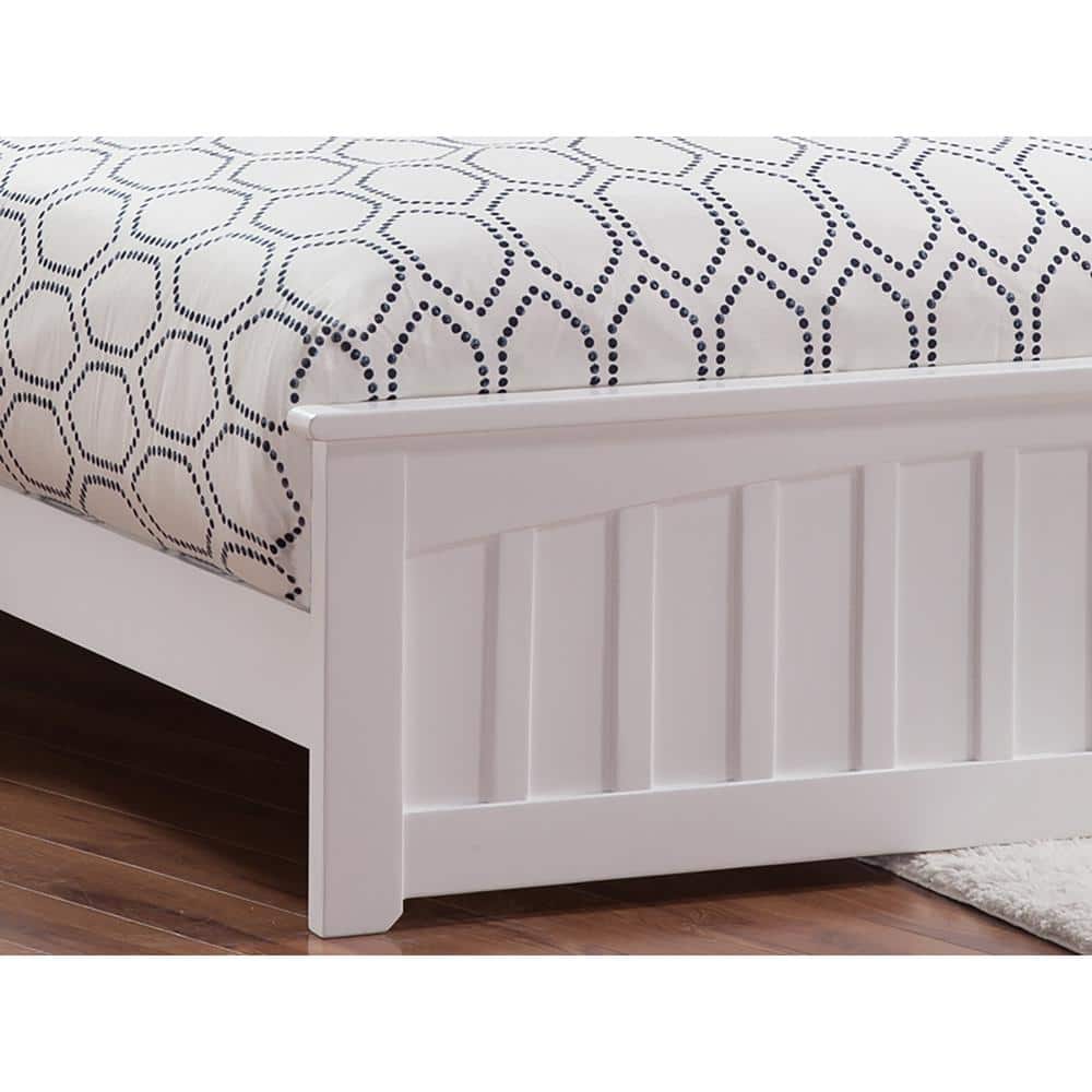 White Queen Mission Solid Wood Platform Bed with Slats