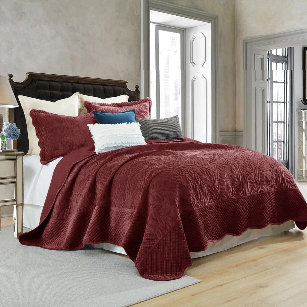 King Size Rustic Burgundy Velvet Quilt Set with Shams