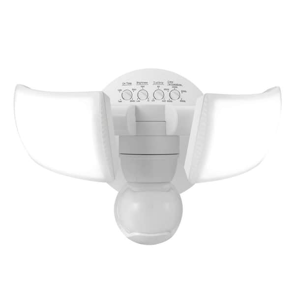 21-Watt 2000 Lumen 240° White Motion Sensing Integrated LED Flood Light