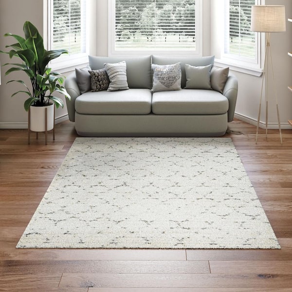 Bromley Davos Snow-Brown 2 ft. x 4 ft. Area Rug