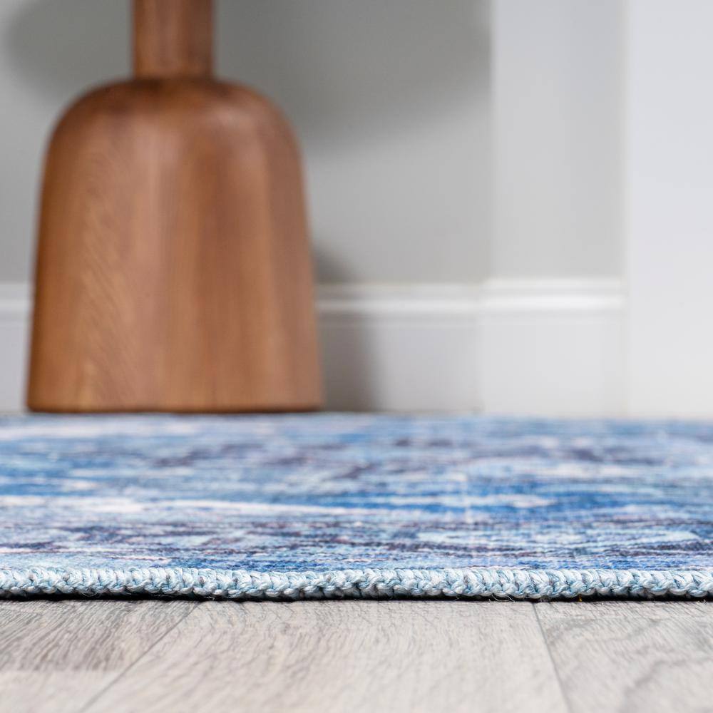 Maris Easy-Care Blue Medallion Washable Synthetic Area Rug, 3 X 5
