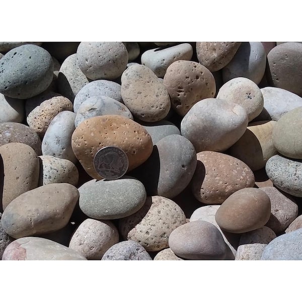 Unbranded Rock Ranch 0.25 cu. ft. 20 lbs. 1/2 in. to 1 in. Buff Mexican Beach Pebble (40-Bag 10 cu. ft. 800 lbs. Pallet)