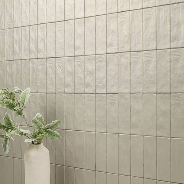 ＡＬＯＥです。 MSI Zelyge Aloe 2.5 in. x 8 in. Satin Ceramic Floor and Wall