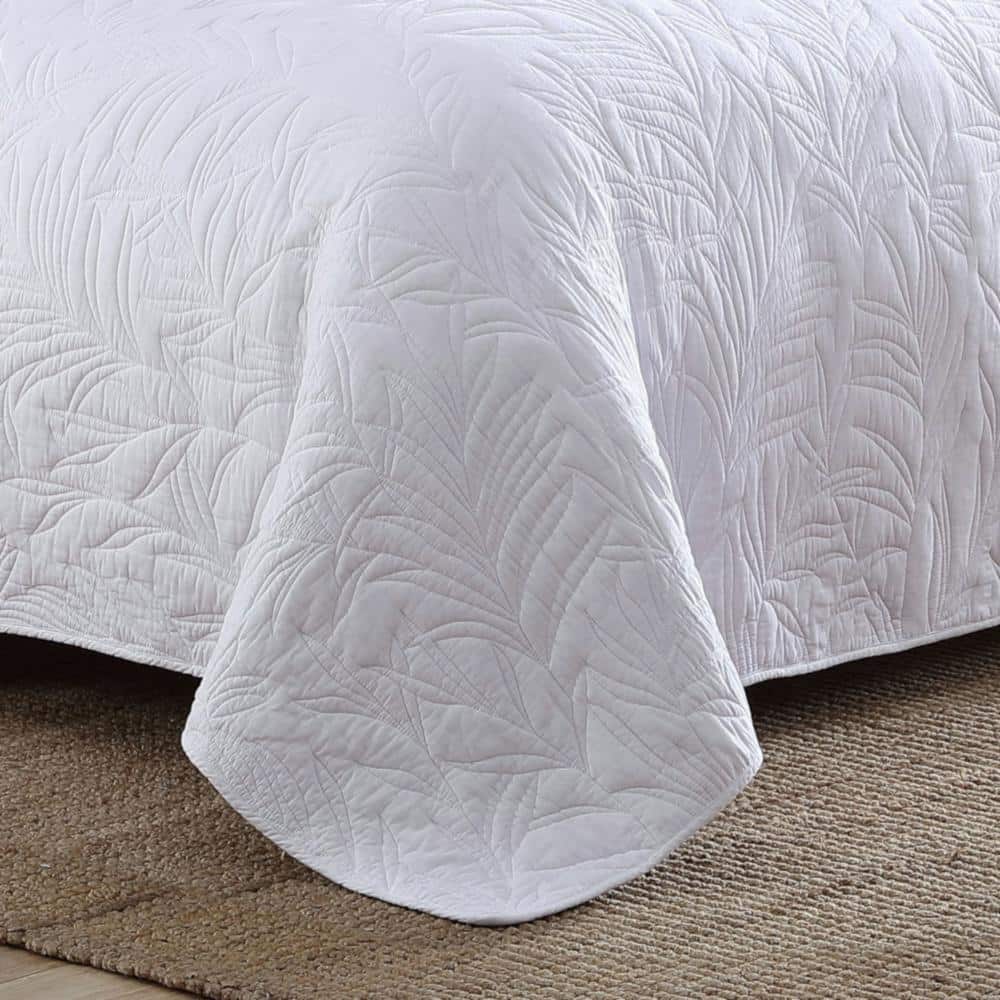 White Cotton Twin Reversible Quilt Set