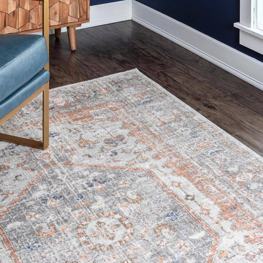 Gray and Beige Vintage Floral Synthetic Area Rug 3' x 5'