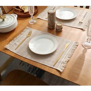 EveryTable 18 in. x 12 in. Coffee Diamondback PVC Placemat (Set of 6)