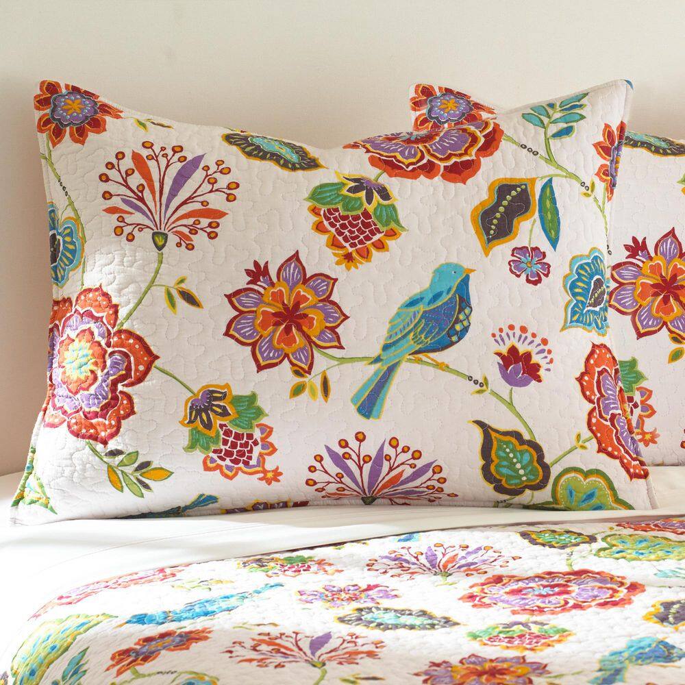 Abigail Full/Queen Reversible Cotton Floral Quilt Set in White and Multi