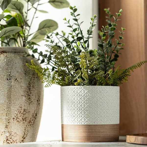 42 oz. Ceramic Jar with Airtight Lid, Coffee Container, White Kitchen Food Storage Jar for Candy Spice Sugar Tea Bag