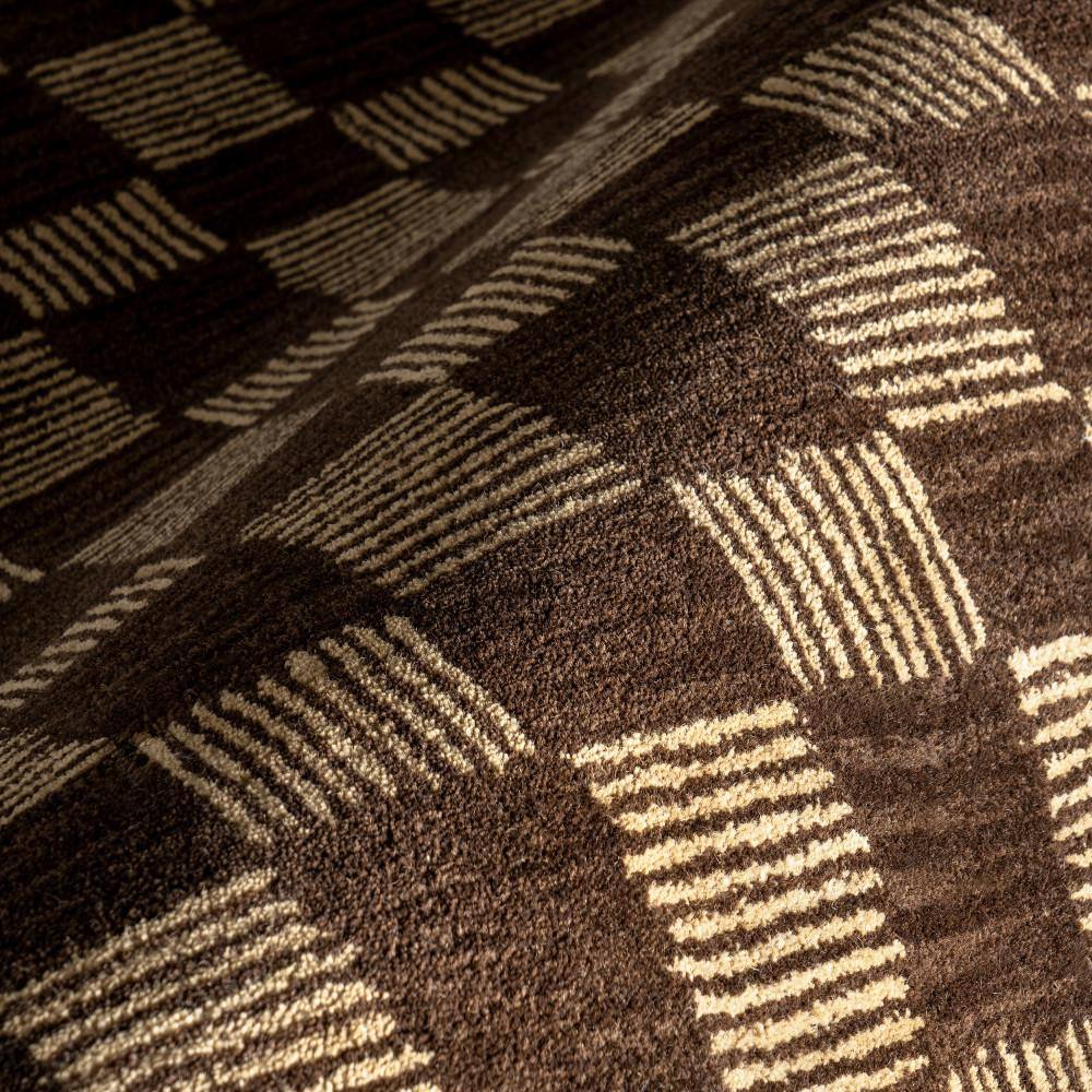 Handmade Brown Wool Rectangular Tufted Area Rug, 5' x 8'