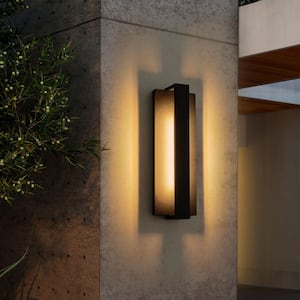 Caeli Modern Black Aluminum Rectangular LED Outdoor Sconce