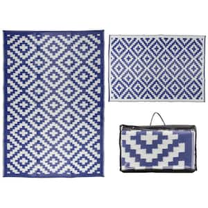 Courtyard Collection Blue/White 5'x7' Trellis Design Reversible Indoor/Outdoor Area Rug
