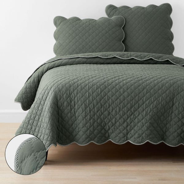 Company Cotton Scallop Forest Green Twin/Twin XL Cotton Quilt