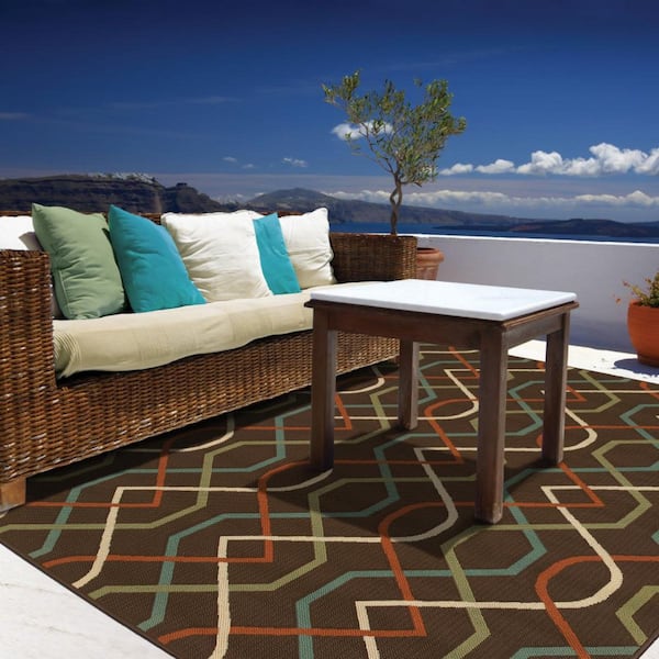 Brown, Ivory 7 ft. x 10 ft. Loomed Geometric Polypropylene Rectangle Indoor/Outdoor Area Rug
