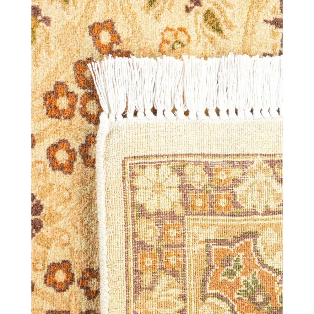 Handmade Ivory Wool Oriental 8' x 10' Rectangular Rug