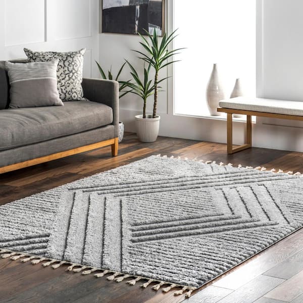 Risette Geometric Shag Tassel Accent Rug Light Grey 3 ft. x 5 ft. Area Rug