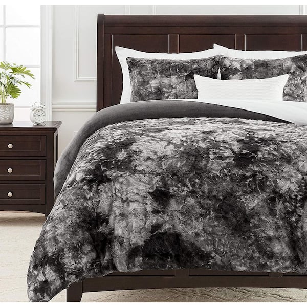 CHANASYA Chanasya Wolf Polyester Gray Faux Fur Reversible Minky Duvet Cover Set, King