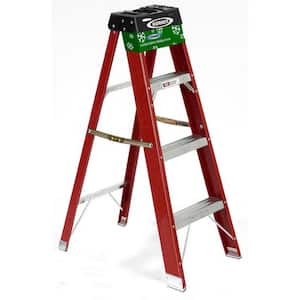 Werner 4 ft. FS200 Fiberglass Step Ladder with 225 lbs. Load Capacity