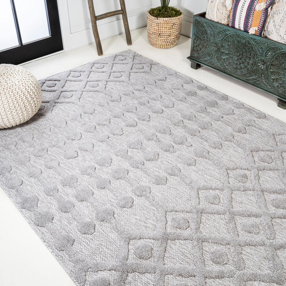 Modern Gray Geometric 8' x 10' Synthetic Area Rug