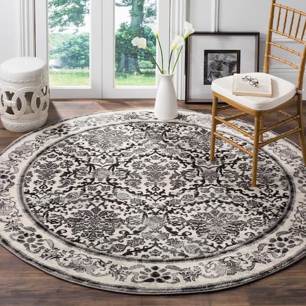 Evoke Ivory/Gray 7 ft. x 7 ft. Round Border Antique Floral Area Rug