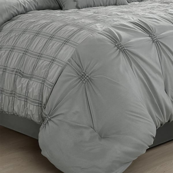 https://images.thdstatic.com/productImages/8f56862e-fb5d-4959-9a94-6f5d6edf9858/svn/jml-bedding-sets-jaba-grey-q-44_600.jpg