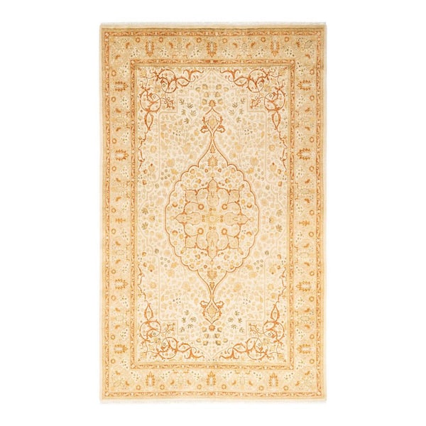 Solo Rugs Mogul One-of-a-Kind Traditional Ivory 5 ft. 2 in. x 8 ft. 10 in. Oriental Area Rug