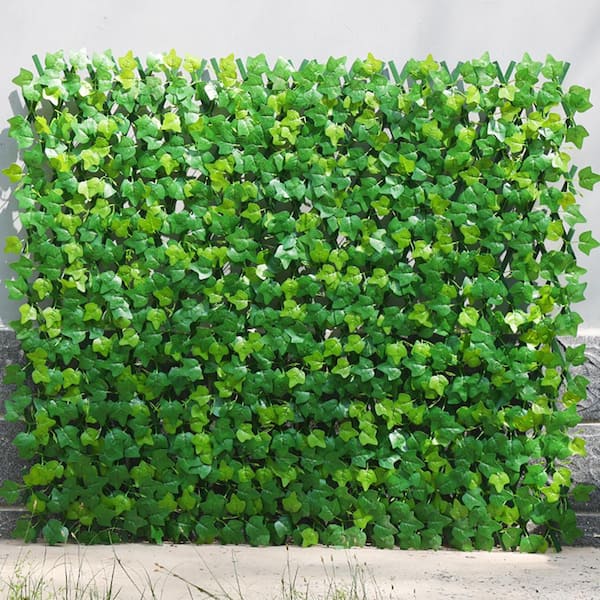 130 x 11.8 in. Expandable Plastic Garden Fence Artificial Leaves Privacy Screen Panel for Balcony Patio Ivy